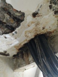 楼板贯穿电缆渗漏